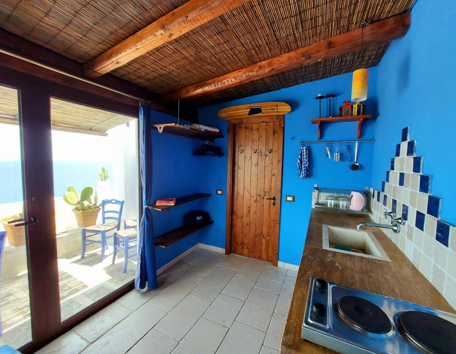 Blu Suite Cottage Sul Mare E Swimming Pool Триказе Номер фото